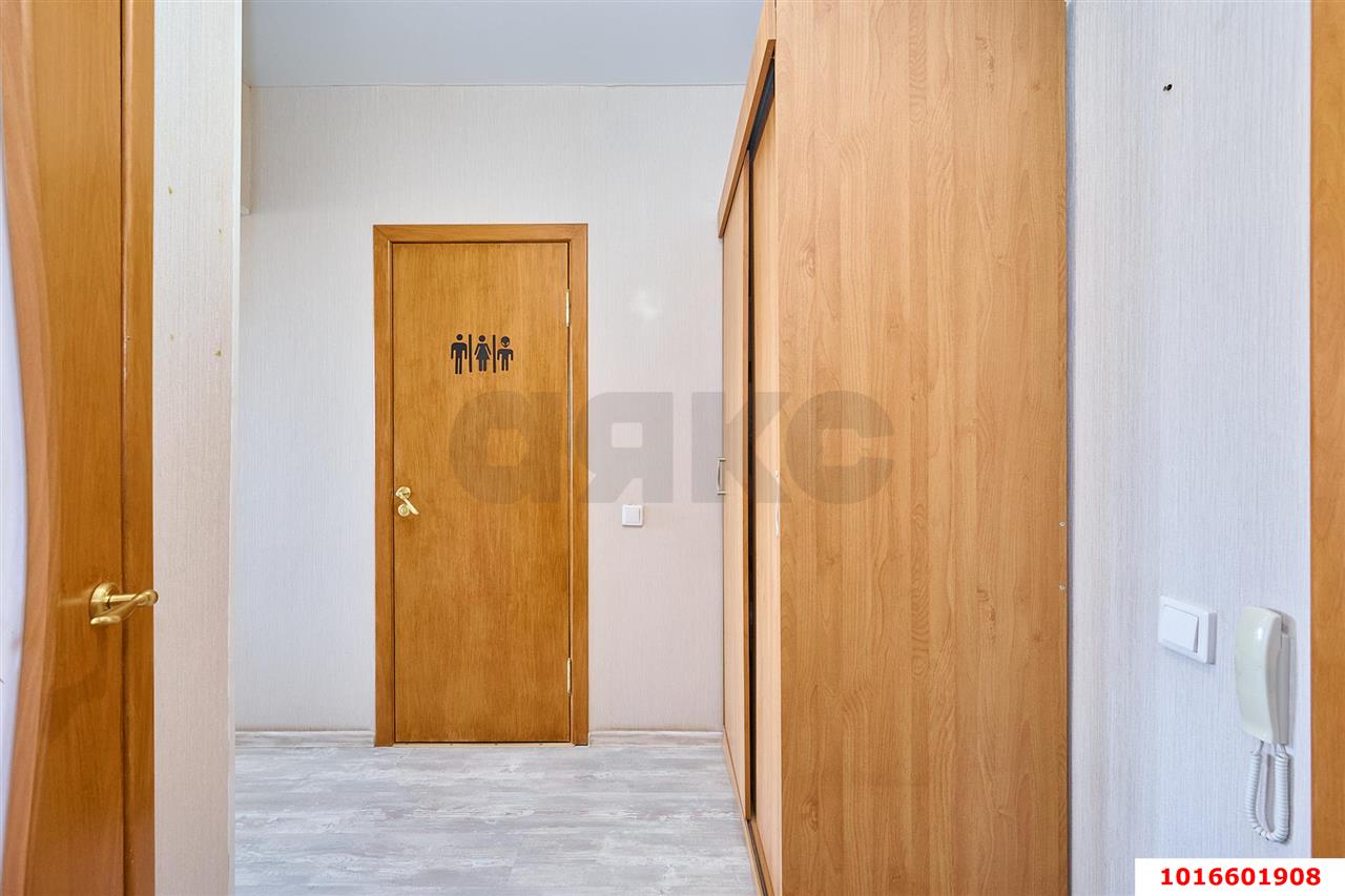 Фото №10: 1-комнатная квартира 38 м² - Краснодар, Прикубанский внутригородской округ, Завод Радиоизмерительных Приборов, мкр. Музыкальный, ул. имени Ф.И. Шаляпина, 31Б