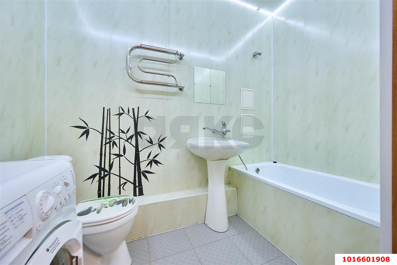 Фото №12: 1-комнатная квартира 38 м² - Краснодар, Прикубанский внутригородской округ, Завод Радиоизмерительных Приборов, мкр. Музыкальный, ул. имени Ф.И. Шаляпина, 31Б