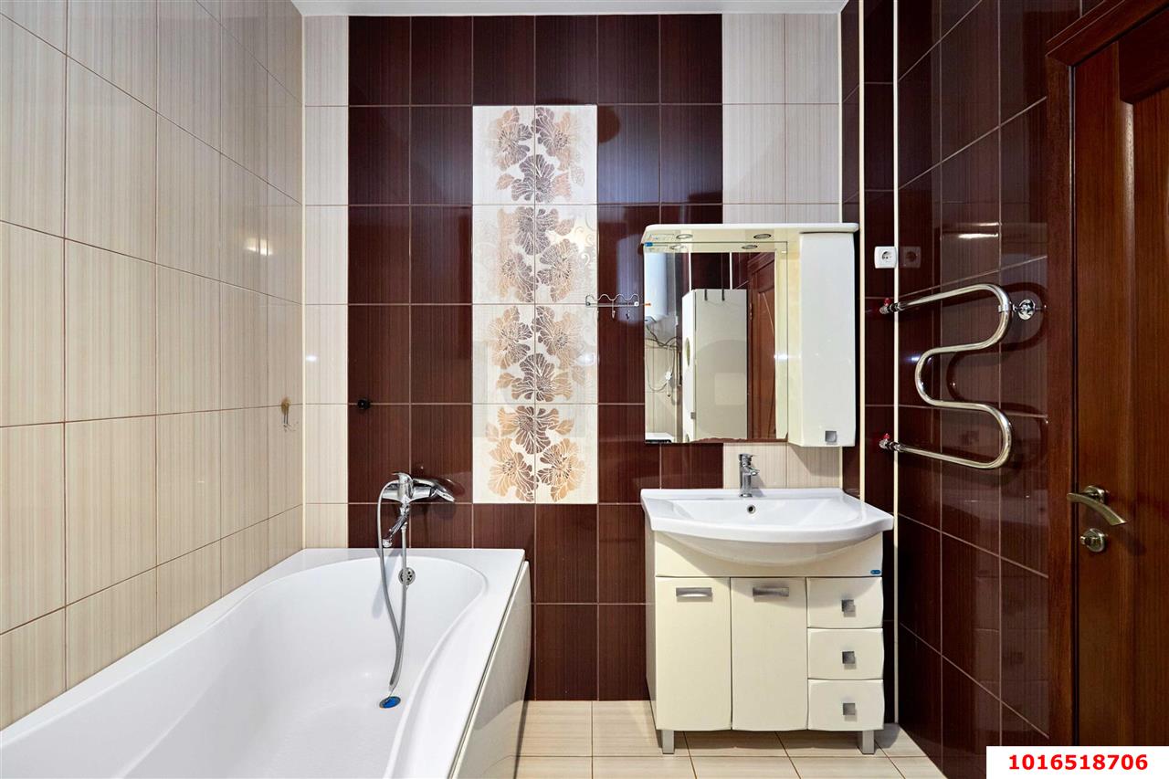 Фото №12: 3-комнатная квартира 130 м² - Краснодар, Западный внутригородской округ, мкр. Кожзавод, ул. Минская, 122/3