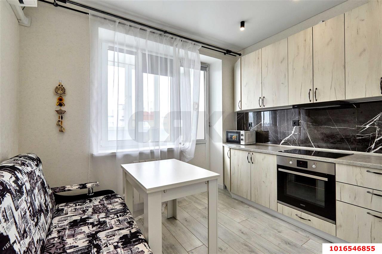 Фото №1: 1-комнатная квартира 36 м² - Краснодар, Прикубанский внутригородской округ, мкр. Восточно-Кругликовский, ул. Восточно-Кругликовская, 64