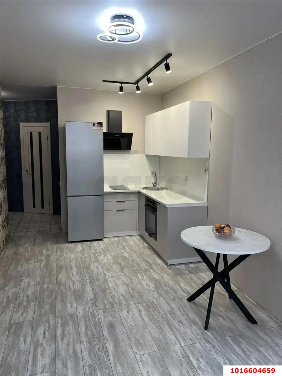 Фото №1: 1-комнатная квартира 47 м² - Краснодар, Прикубанский внутригородской округ, Россинского, мкр. жилой комплекс Россинский Парк, ул. Командорская, 15/1