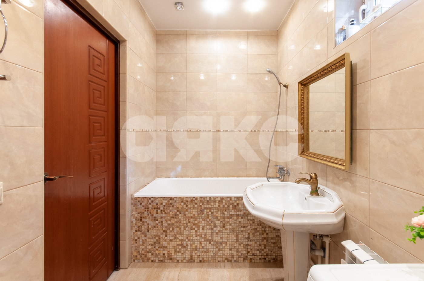 Фото №14: Дом 110 м² + 9 сот. - Эскулап, 80