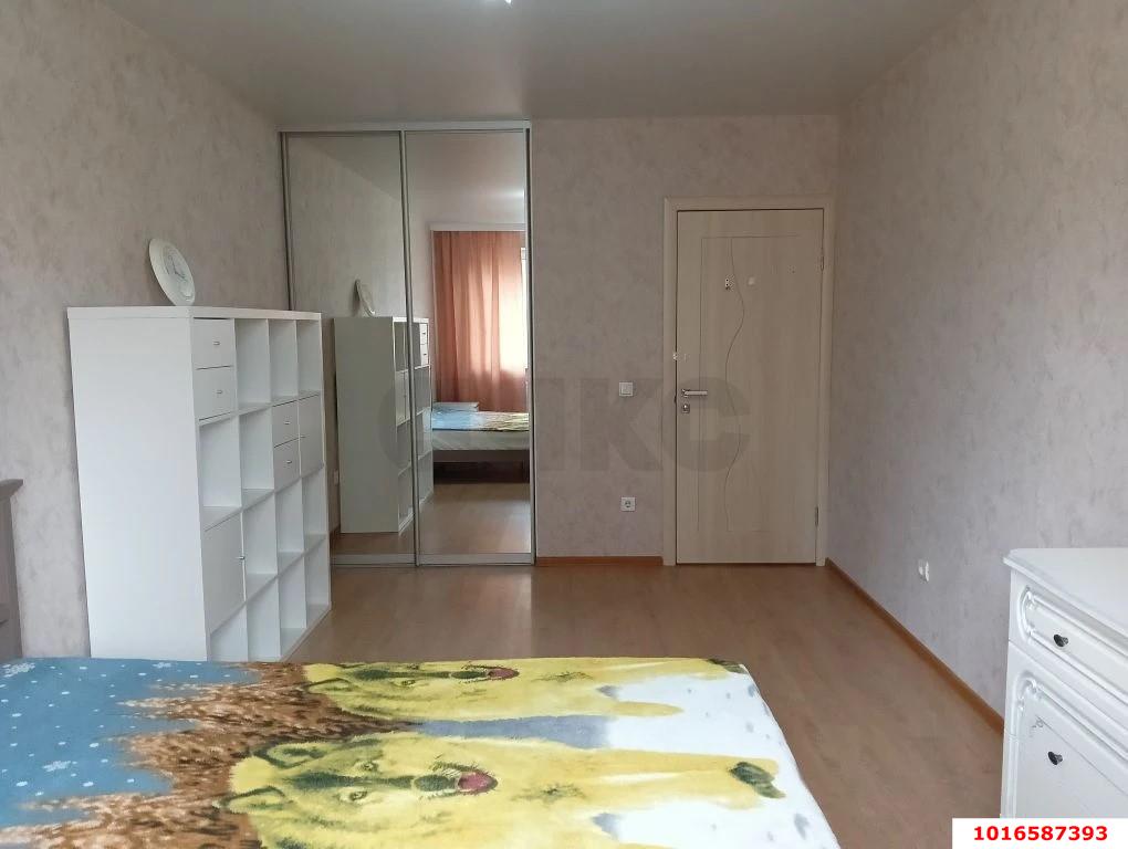 Фото №2: 1-комнатная квартира 45 м² - Краснодар, Прикубанский внутригородской округ, 40 лет Победы, мкр. жилой комплекс Симфония, ул. Российская, 74к3
