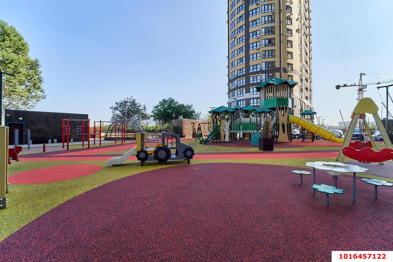 Фото №30: 3-комнатная квартира 96 м² - Краснодар, Карасунский внутригородской округ, Хлопчато-бумажный Комбинат, жилой комплекс Фамилия, мкр. жилой комплекс Баланс, ул. Старокубанская, 124к1