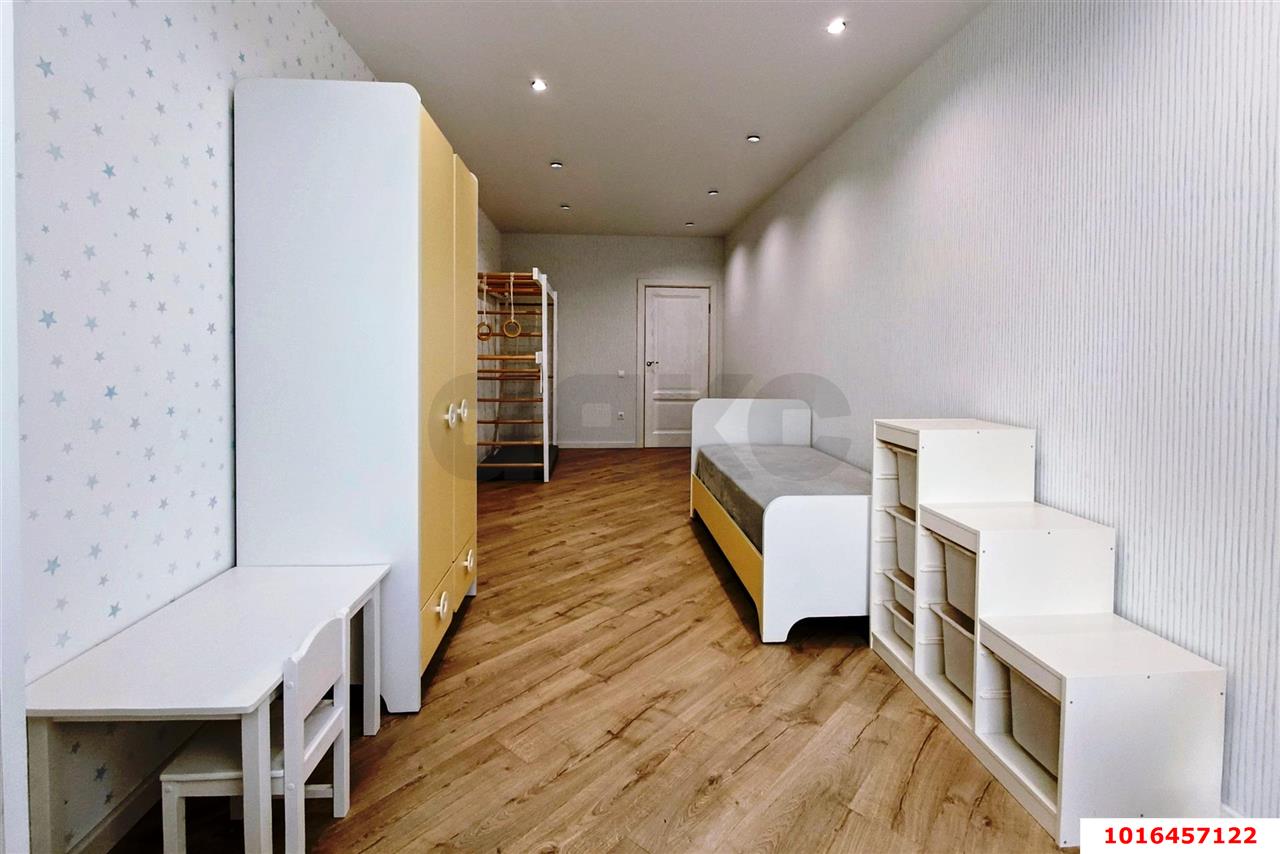 Фото №15: 3-комнатная квартира 96 м² - Краснодар, Карасунский внутригородской округ, Хлопчато-бумажный Комбинат, жилой комплекс Фамилия, мкр. жилой комплекс Баланс, ул. Старокубанская, 124к1