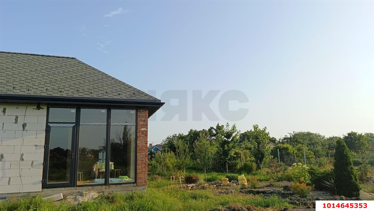 Фото №1: Дом 217 м² + 21.75 сот. - Красносельское, ул. Садовая, 74