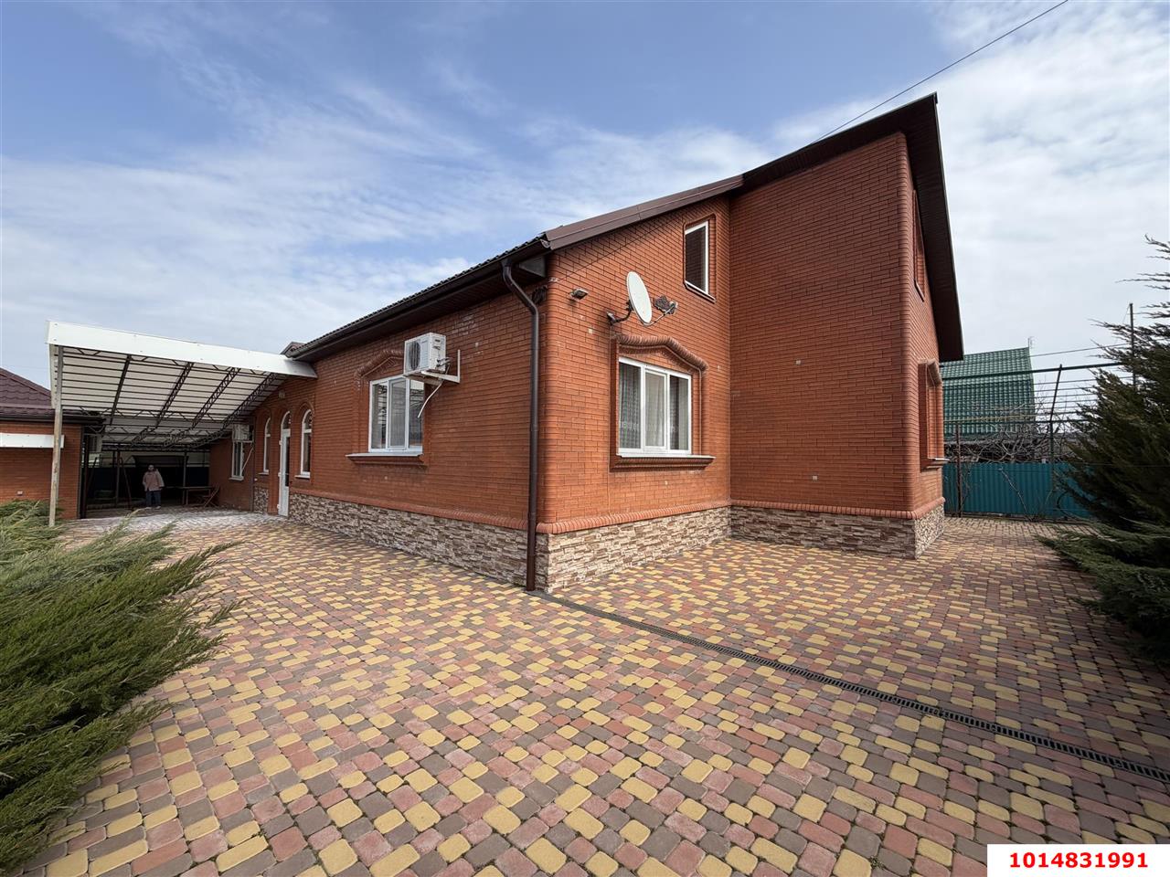 Фото №1: Дом 180 м² + 14 сот. - Медведовская, ул. Пшеничная, 19