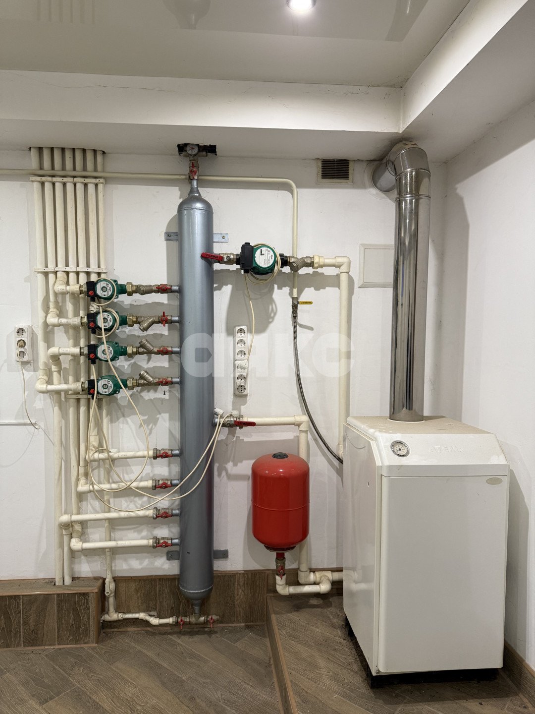 Фото №14: Дом 250 м² + 6 сот. - Армавир, мкр. Электротехнический, ул. Шмидта, 22