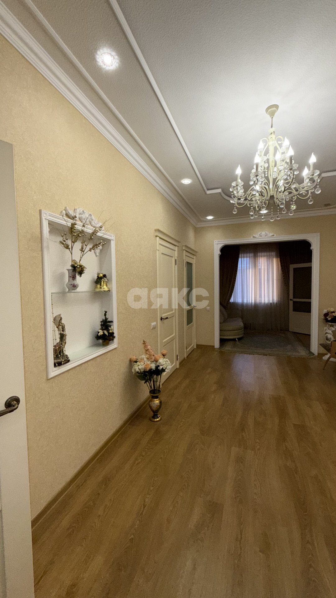 Фото №17: Дом 250 м² + 6 сот. - Армавир, мкр. Электротехнический, ул. Шмидта, 22