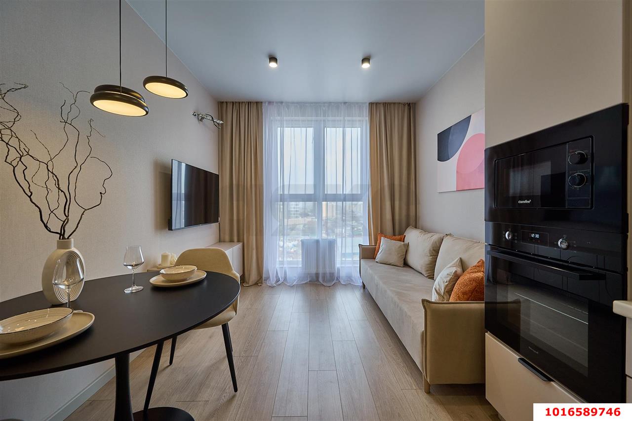 Фото №2: 1-комнатная квартира 46 м² - Краснодар, Центральный внутригородской округ, мкр. Центральный, ул. Красная, 176