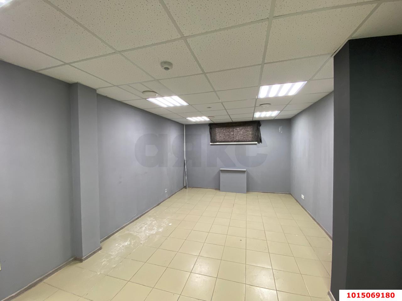 Фото №1: Коммерция 195 м² - Краснодар, мкр. Прикубанский внутригородской округ, ул. Тепличная, 88