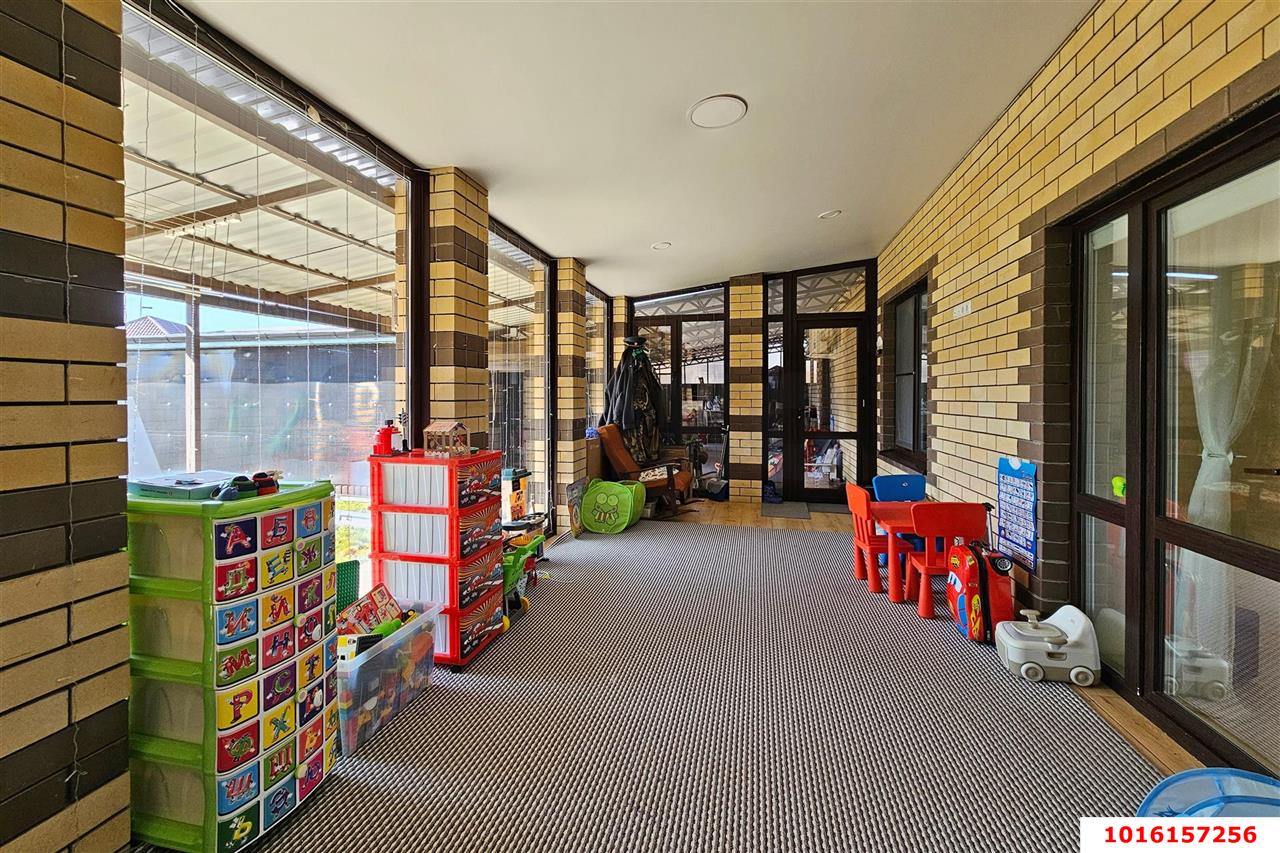 Фото №5: Дом 158 м² + 10 сот. - Российский, мкр. Прикубанский внутригородской округ, ул. Триумфальная, 79