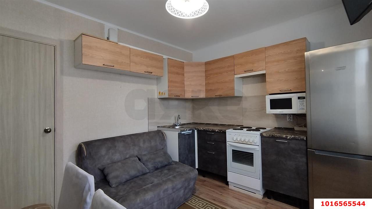 Фото №1: 1-комнатная квартира 39 м² - Краснодар, Прикубанский внутригородской округ, мкр. Восточно-Кругликовский, ул. Генерала Трошева, 29