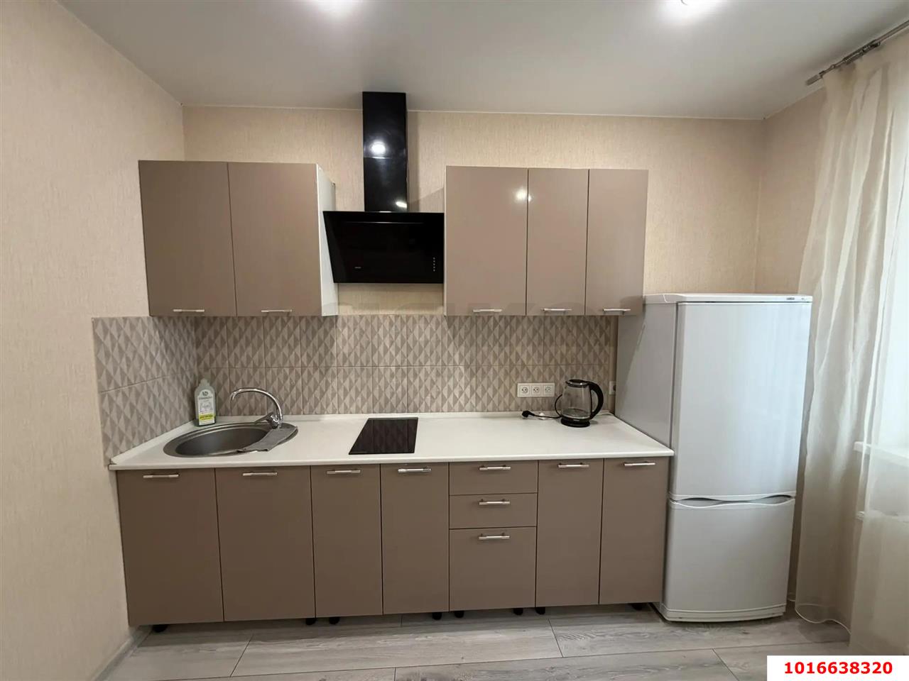 Фото №1: 1-комнатная квартира 34 м² - Краснодар, Прикубанский внутригородской округ, Славянский, мкр. Светлоград, ул. Красных Партизан, 1/4к4