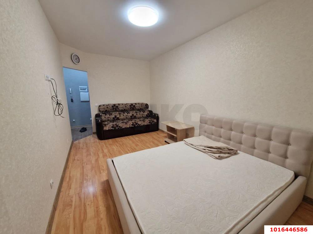 Фото №3: 1-комнатная квартира 37 м² - Краснодар, ЖК Победный, Прикубанский внутригородской округ, жилой комплекс Победный, Завод Радиоизмерительных Приборов, мкр. имени Петра Метальникова, ул. Евгении Жигуленко, 13к2