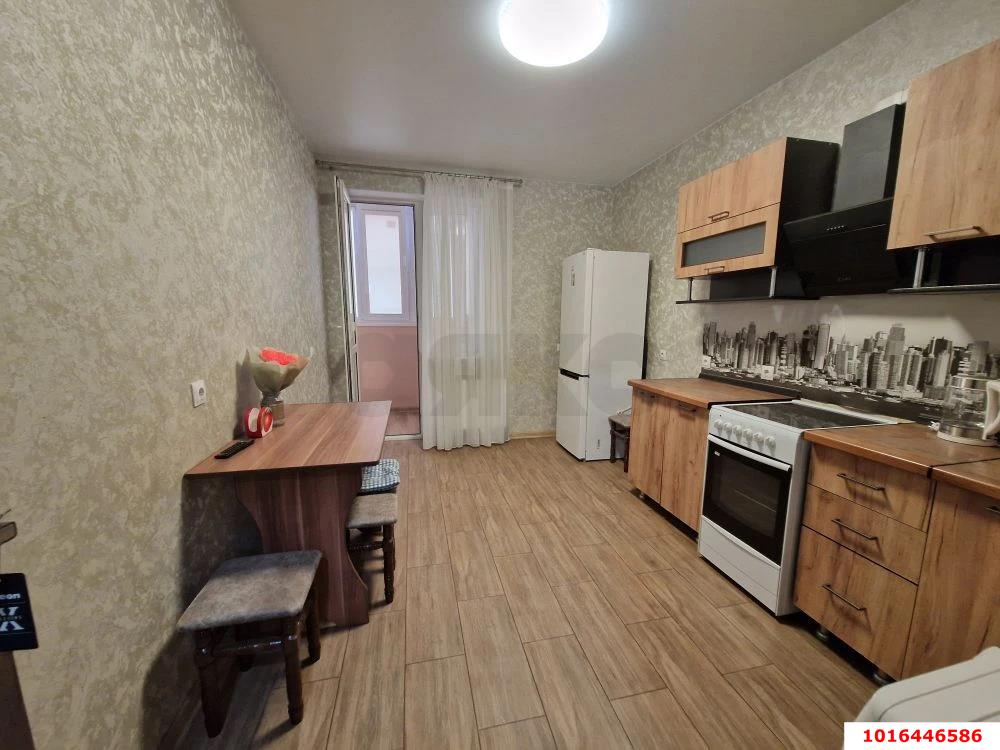 Фото №1: 1-комнатная квартира 37 м² - Краснодар, ЖК Победный, Прикубанский внутригородской округ, жилой комплекс Победный, Завод Радиоизмерительных Приборов, мкр. имени Петра Метальникова, ул. Евгении Жигуленко, 13к2