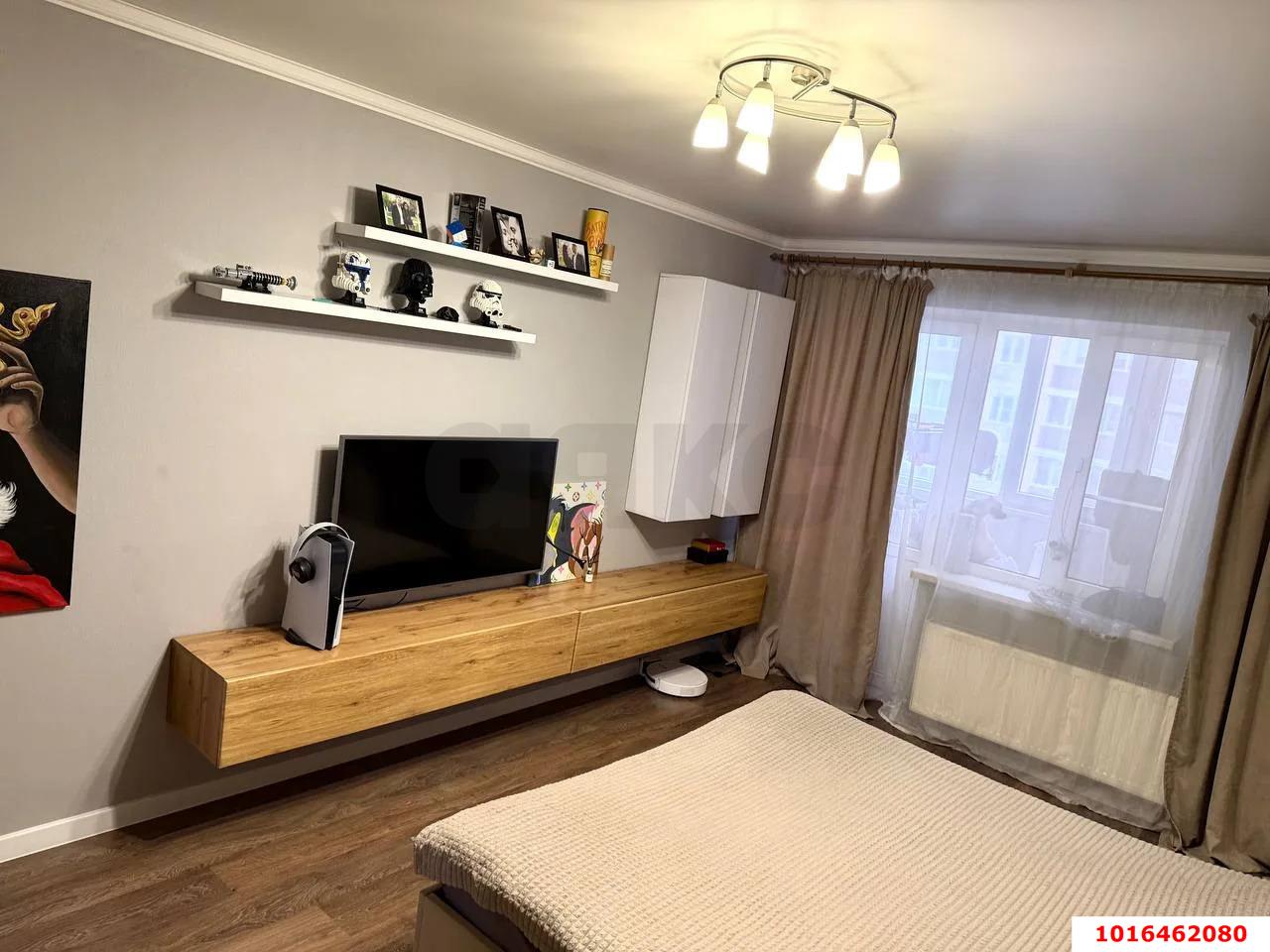 Фото №1: 1-комнатная квартира 47 м² - Краснодар, Карасунский внутригородской округ, Комсомольский, мкр. жилой комплекс Комсомольский, ул. Уральская, 129