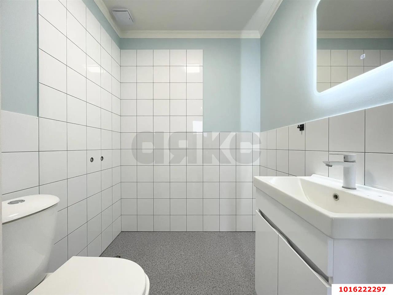 Фото №10: Коммерция 40 м² - Краснодар, Центральный внутригородской округ, мкр. Центральный, ул. Коммунаров, 136