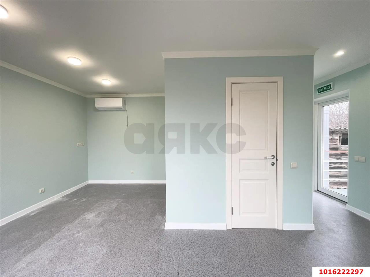 Фото №7: Коммерция 40 м² - Краснодар, Центральный внутригородской округ, мкр. Центральный, ул. Коммунаров, 136