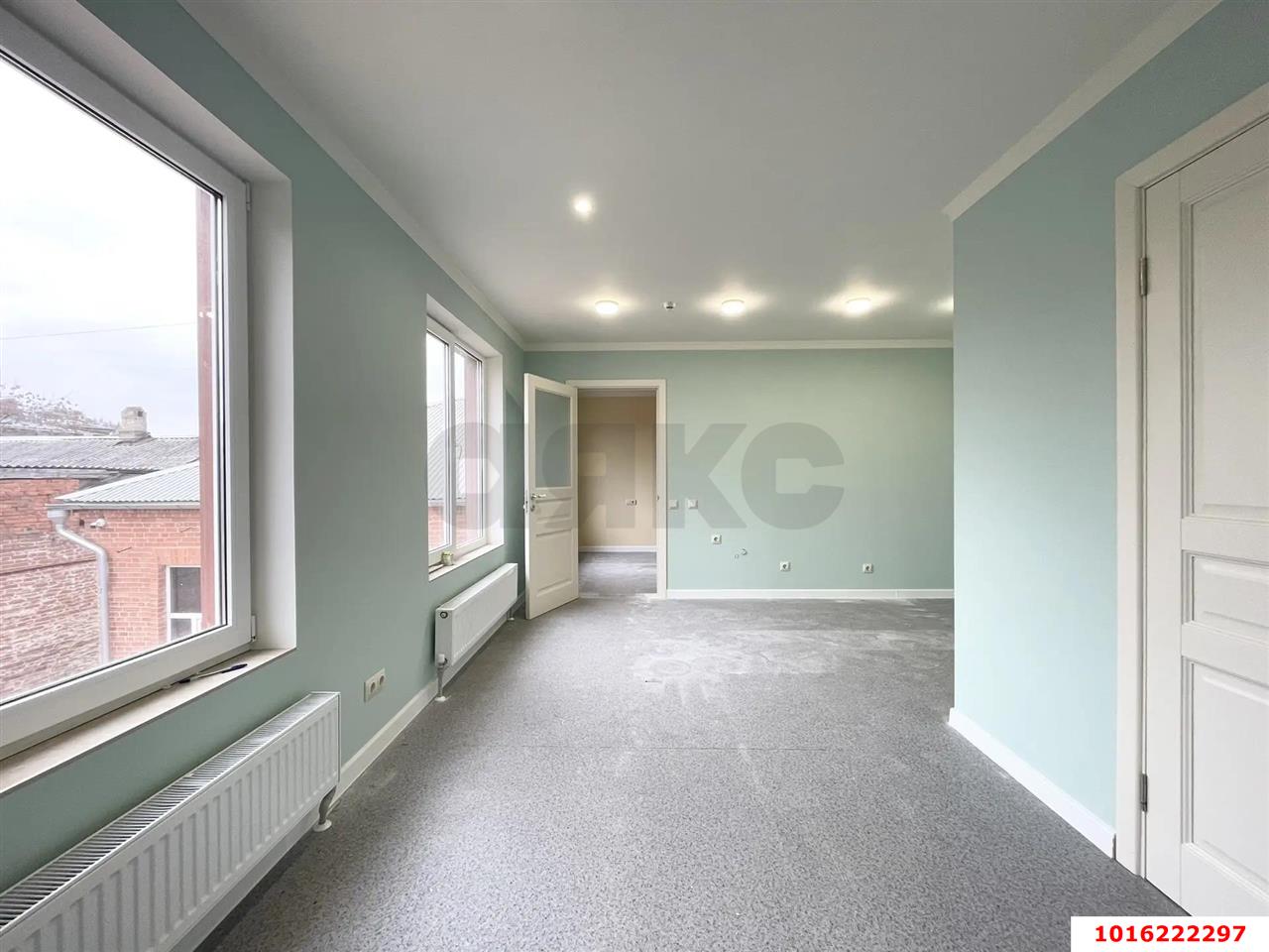 Фото №6: Коммерция 40 м² - Краснодар, Центральный внутригородской округ, мкр. Центральный, ул. Коммунаров, 136