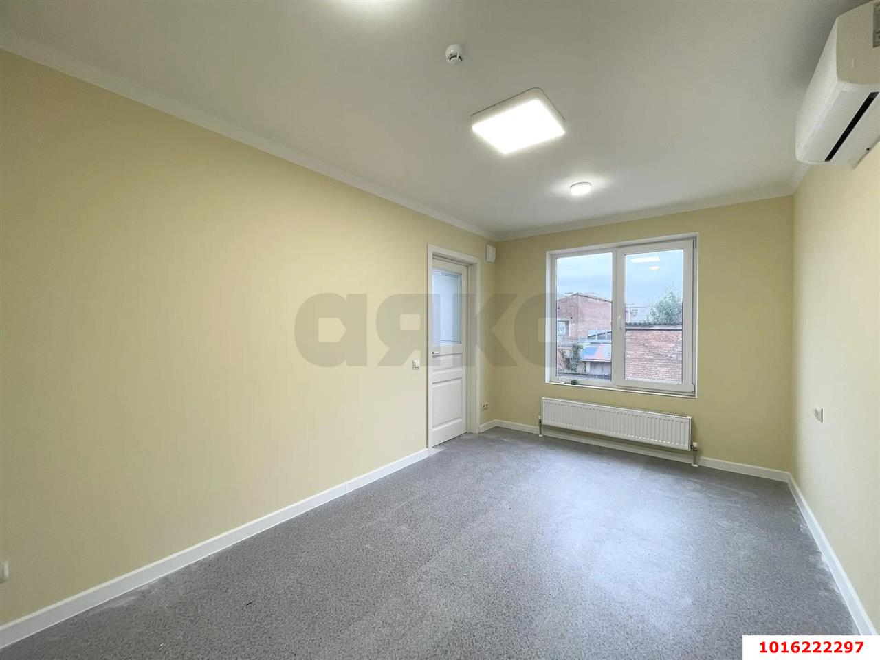 Фото №9: Коммерция 40 м² - Краснодар, Центральный внутригородской округ, мкр. Центральный, ул. Коммунаров, 136