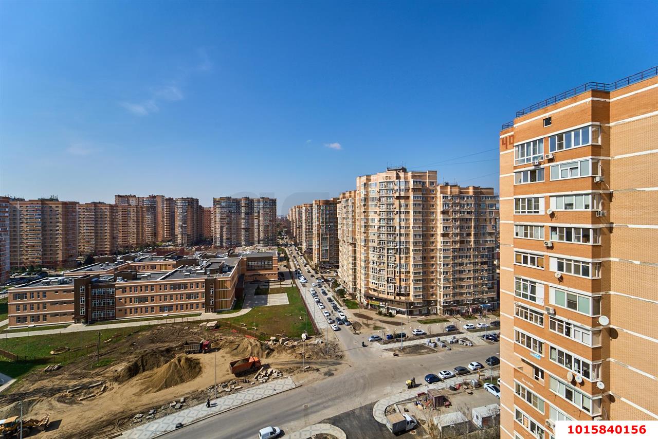 Фото №11: 1-комнатная квартира 50 м² - Краснодар, Прикубанский внутригородской округ, Фестивальный, мкр. Солнечный, ул. Архитектора Ишунина, 7/1к2