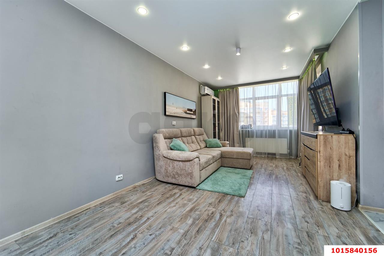 Фото №4: 1-комнатная квартира 50 м² - Краснодар, Прикубанский внутригородской округ, Фестивальный, мкр. Солнечный, ул. Архитектора Ишунина, 7/1к2