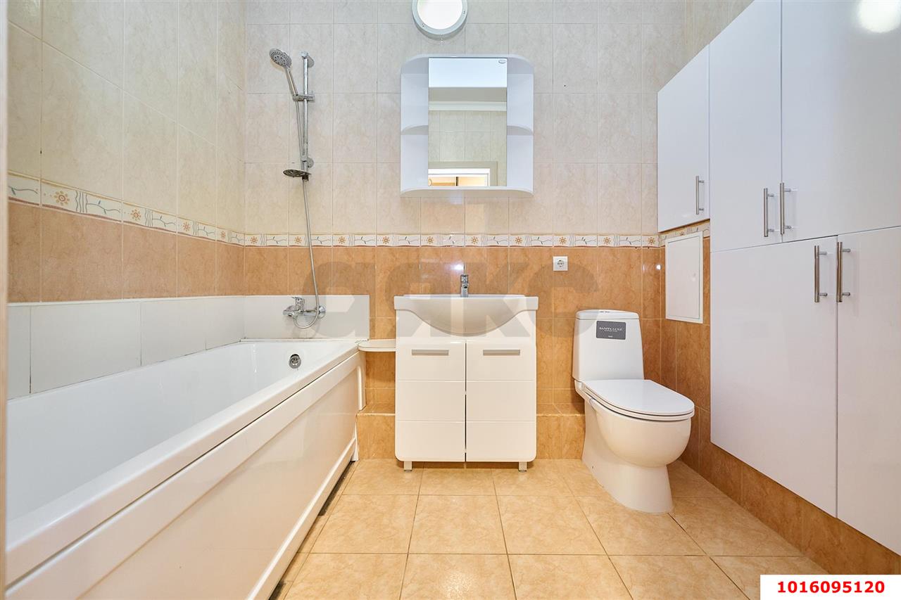 Фото №16: 2-комнатная квартира 70 м² - Краснодар, Карасунский внутригородской округ, мкр. Комсомольский, ул. Сормовская, 108/2