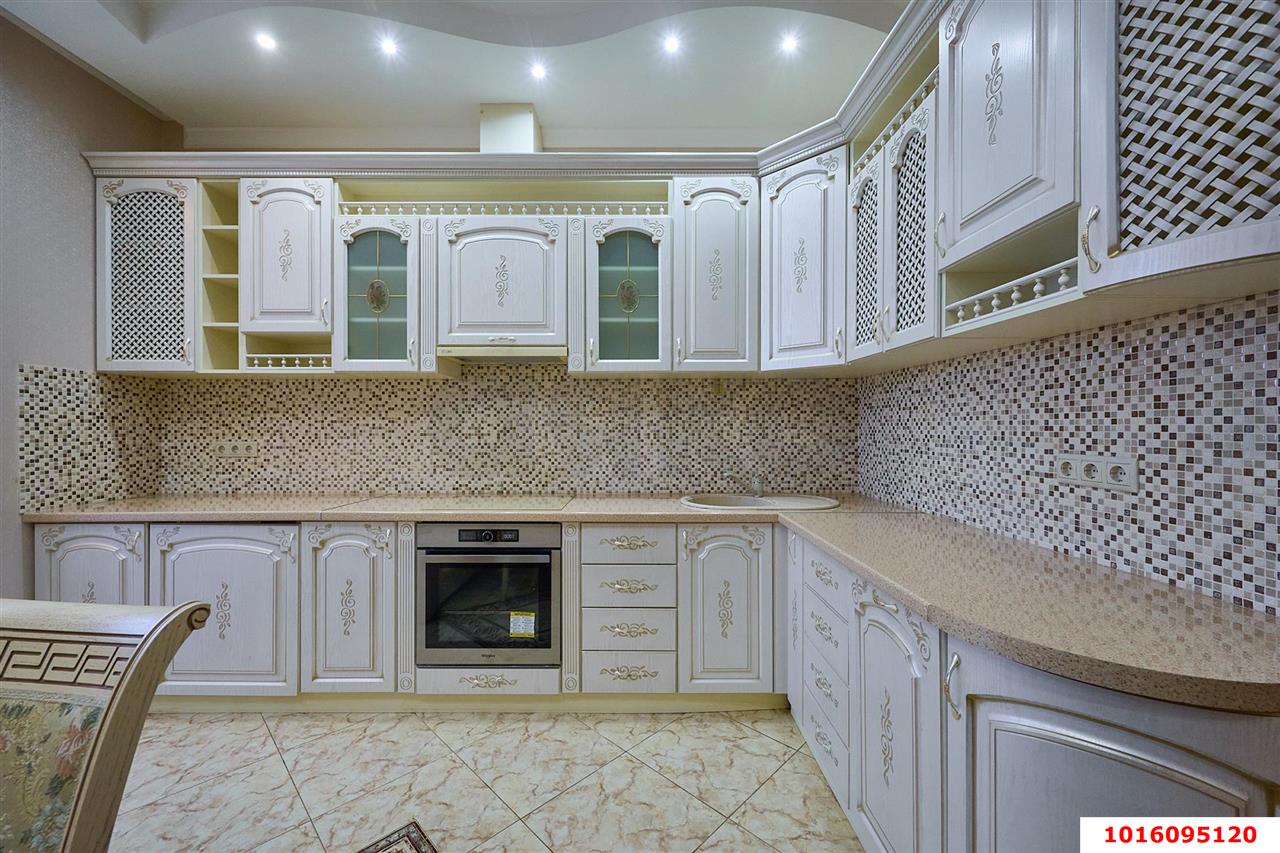 Фото №2: 2-комнатная квартира 70 м² - Краснодар, Карасунский внутригородской округ, мкр. Комсомольский, ул. Сормовская, 108/2