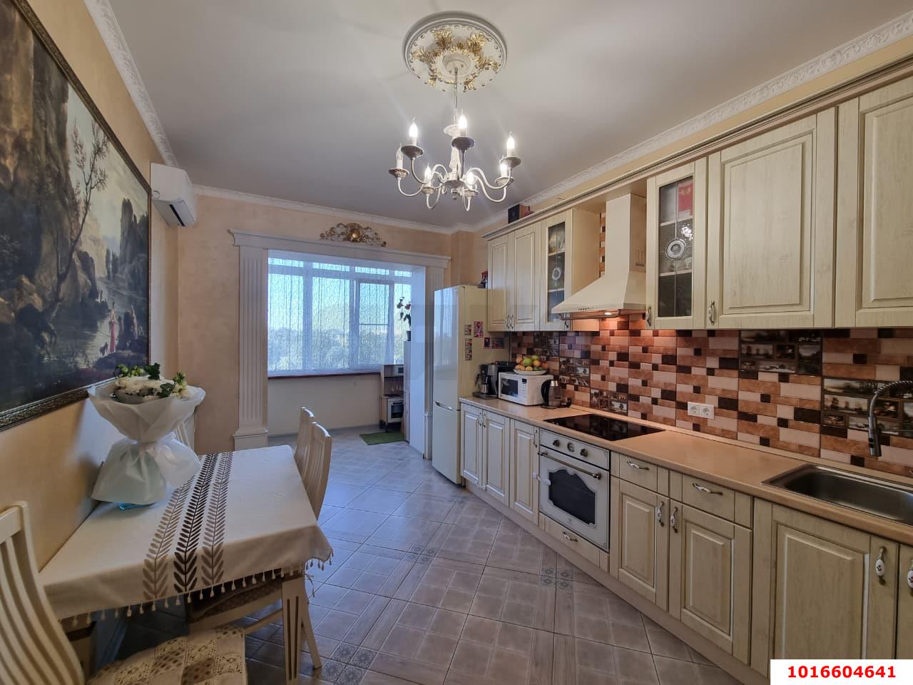 Фото №1: 3-комнатная квартира 92 м² - Краснодар, Прикубанский внутригородской округ, Фестивальный, мкр. Солнечный, ул. имени Симиренко, 71к1