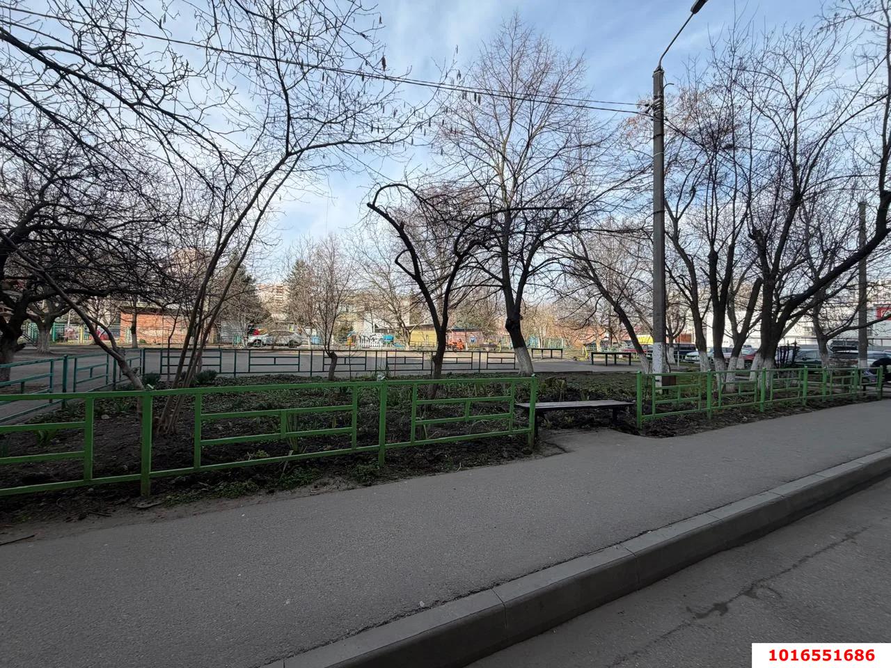 Фото №2: 3-комнатная квартира 70 м² - Краснодар, Прикубанский внутригородской округ, мкр. Фестивальный, ул. имени Тургенева, 183