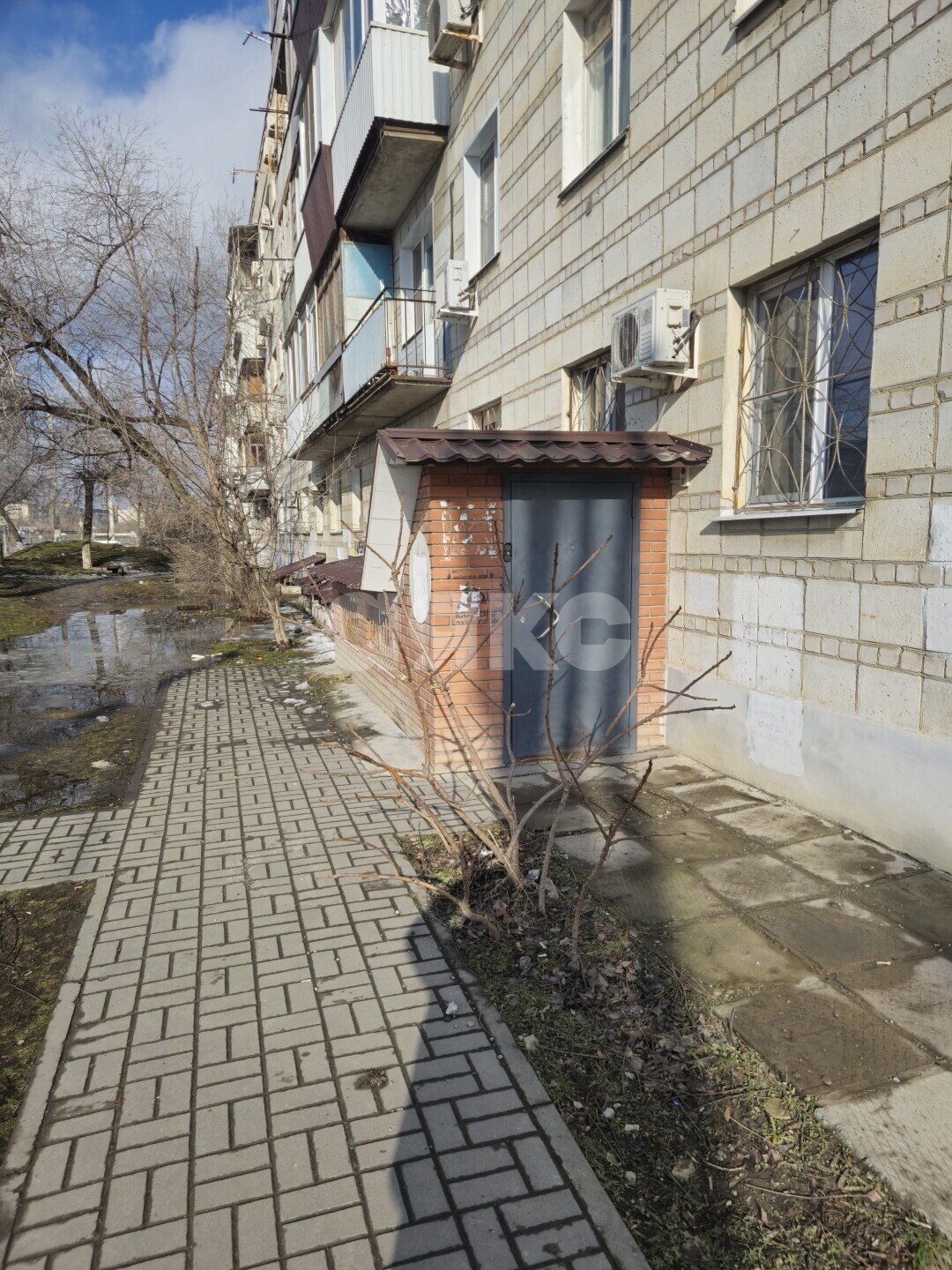 Фото №2: Коммерция <span class="whitespace-nowrap">69 м²</span>, <span class="whitespace-nowrap">-1/5 эт.</span> - Волгоград, Советский, мкр. Тулака, ул. Льва Толстого, 1