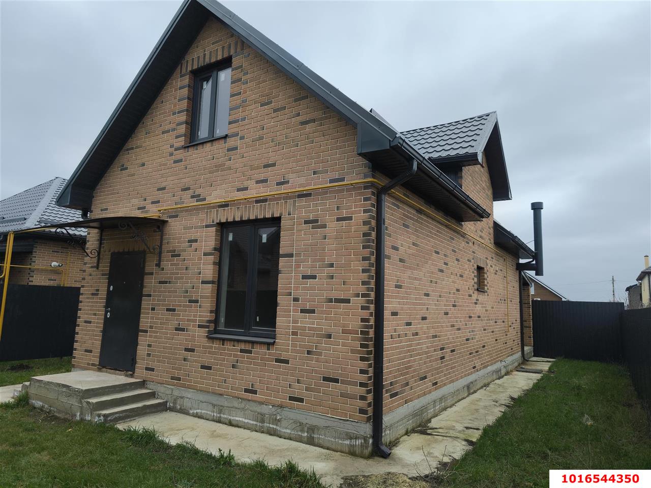 Фото №3: Дом 95 м² + 3 сот. - Российский, мкр. Прикубанский внутригородской округ, ул. имени В.М. Комарова, 93/1