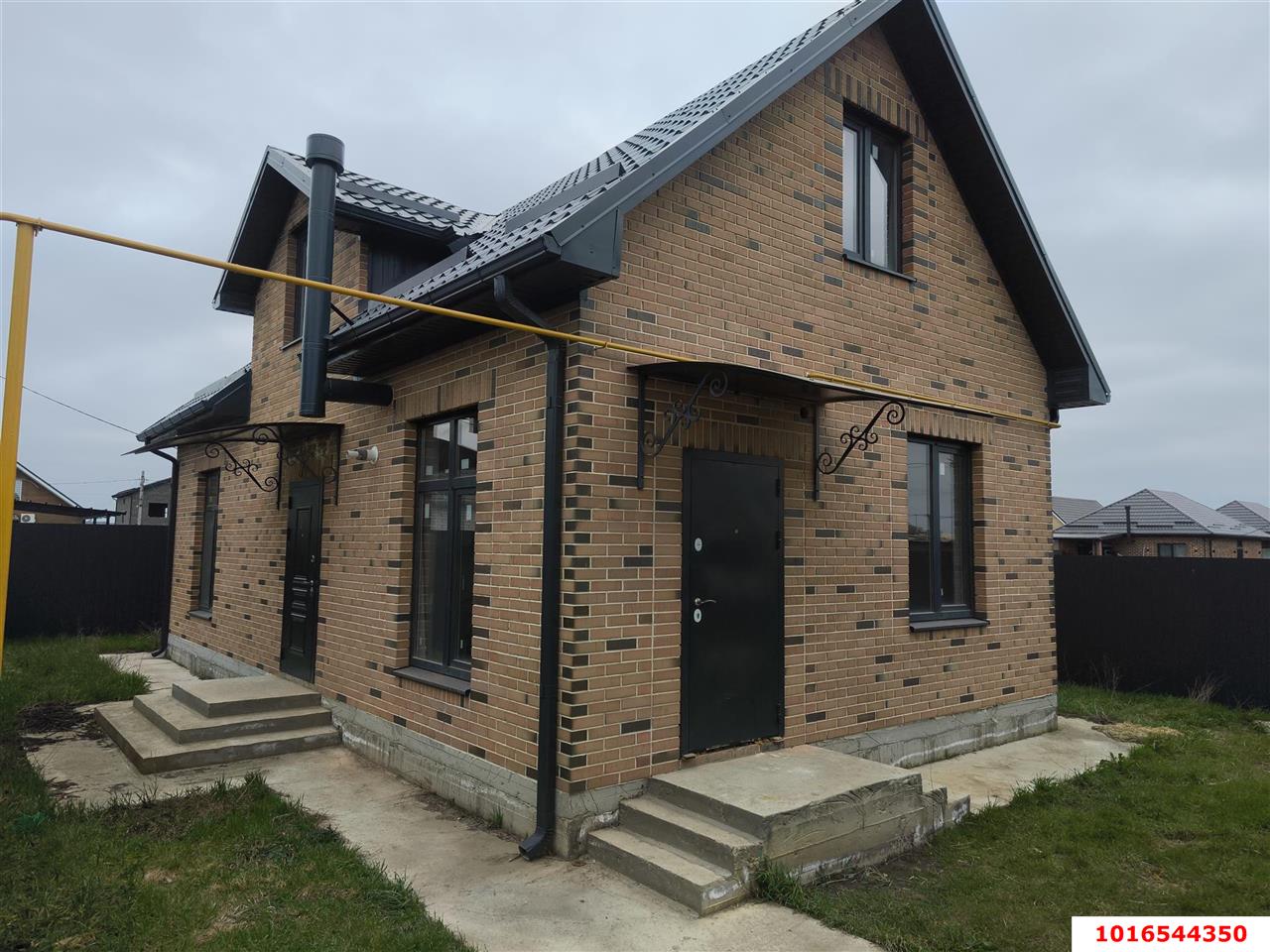 Фото №1: Дом 95 м² + 3 сот. - Российский, мкр. Прикубанский внутригородской округ, ул. имени В.М. Комарова, 93/1