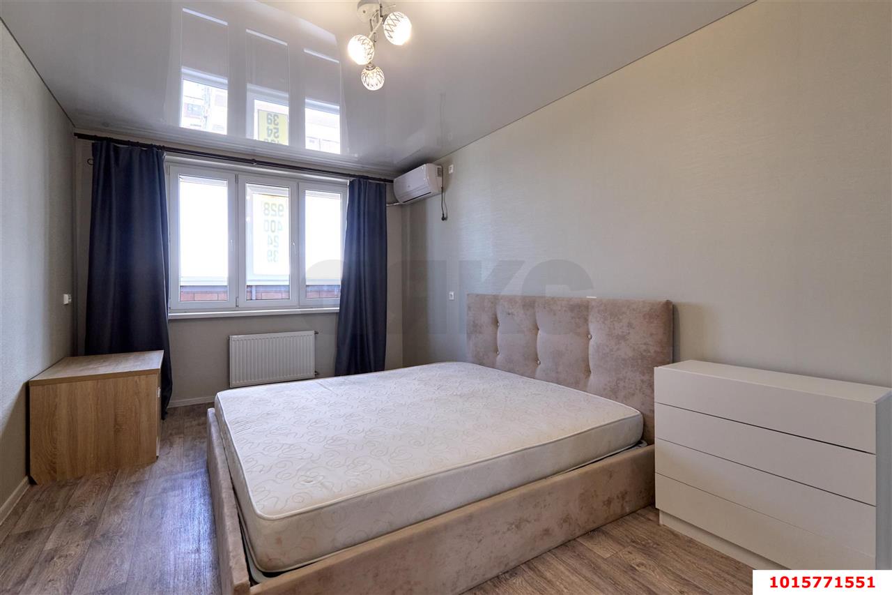 Фото №4: 1-комнатная квартира <span class="whitespace-nowrap">46 м²</span>, <span class="whitespace-nowrap">16/17 эт.</span> - Краснодар, Прикубанский внутригородской округ, Музыкальный, ЖК Времена Года, мкр. имени Петра Метальникова, ул. Петра Метальникова, 5к3