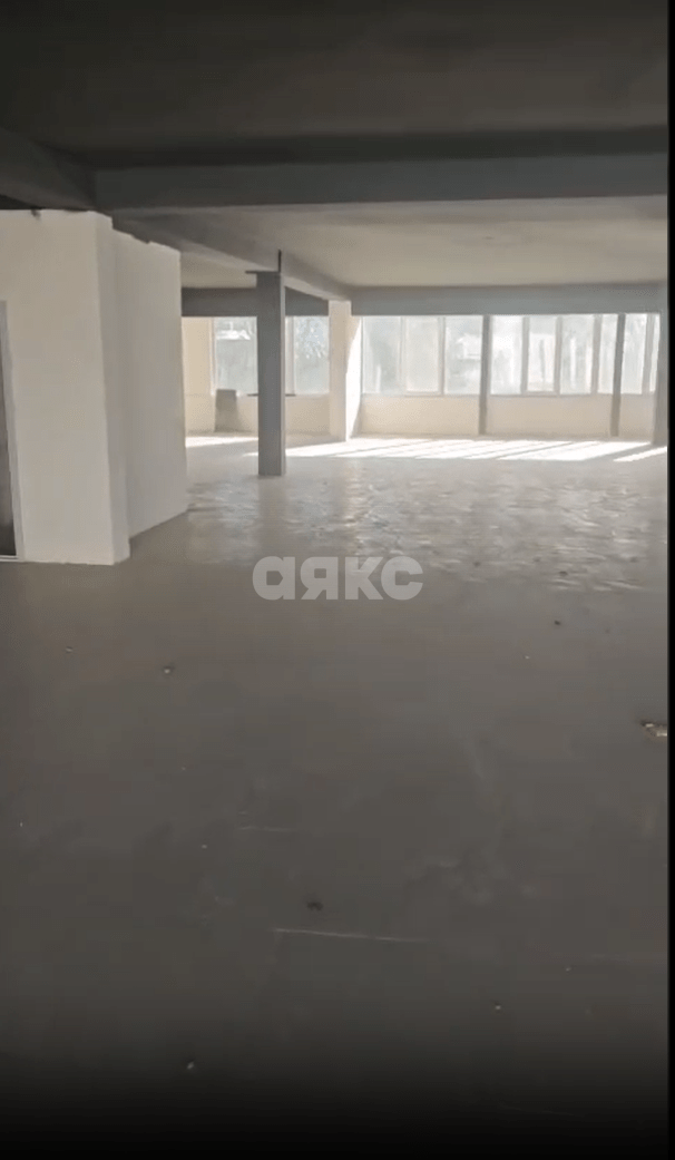 Фото №4: Коммерция 1025 м² - Керчь, ул. Кирова