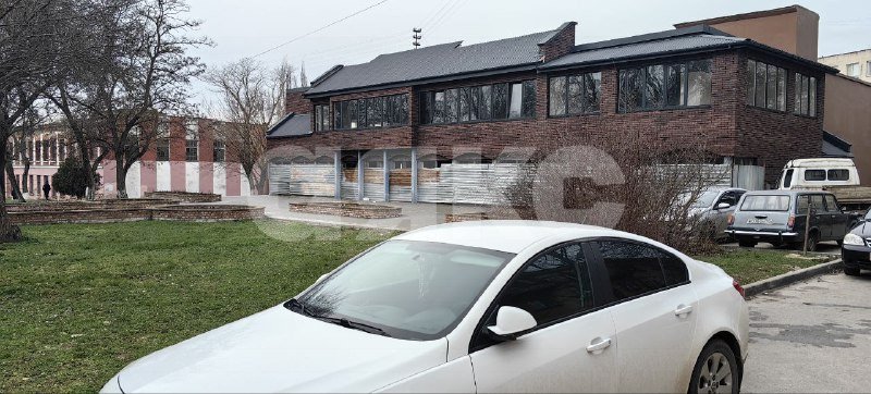 Фото №2: Коммерция 1025 м² - Керчь, ул. Кирова