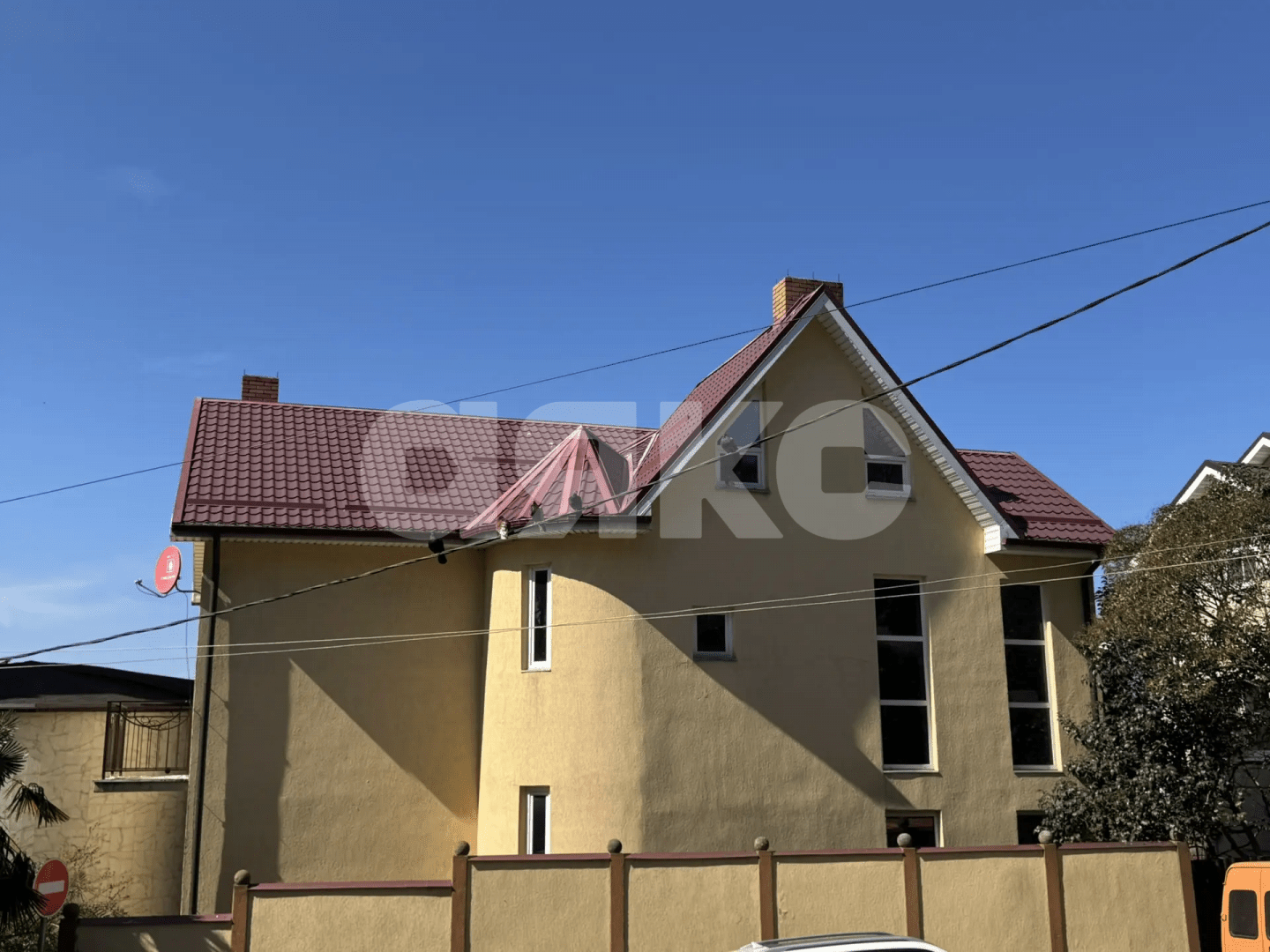 Фото №1: Дом 360 м² + 2.83 сот. - Сочи, Хостинский, мкр. Светлана, ул. Учительская, 18/8