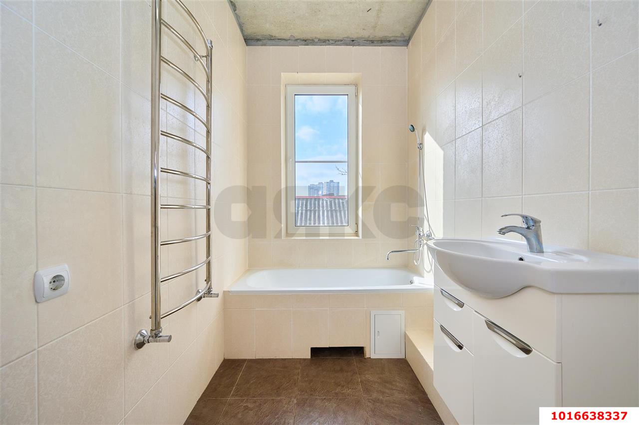 Фото №16: Дом 150 м² + 4.27 сот. - Краснодар, Западный внутригородской округ, Горогороды, мкр. Центральный, ул. Краснодонская, 81