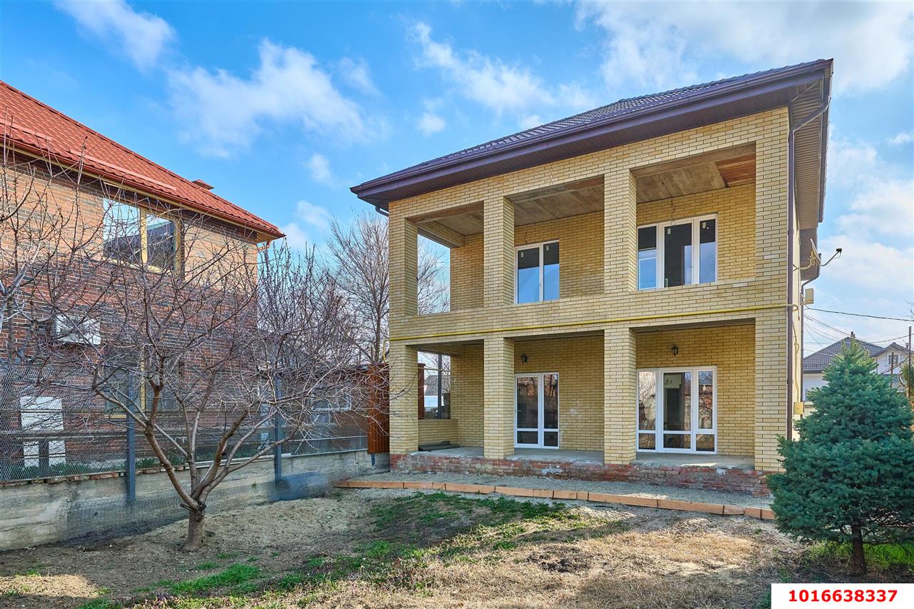 Фото №3: Дом 150 м² + 4.27 сот. - Краснодар, Западный внутригородской округ, Горогороды, мкр. Центральный, ул. Краснодонская, 81