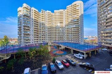 Фото №1: 2-комнатная квартира 70 м² - Краснодар, мкр. Черёмушки, ул. Вишняковой, 1/23к1