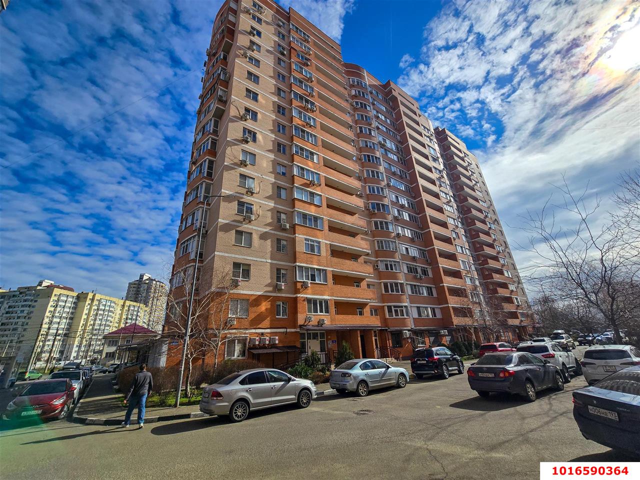 Фото №9: 1-комнатная квартира 51 м² - Краснодар, Западный внутригородской округ, мкр. Юбилейный, ул. 70-летия Октября, 1/1