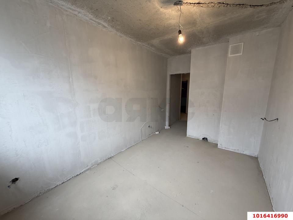 Фото №2: 2-комнатная квартира 65 м² - Краснодар, Прикубанский внутригородской округ, Завод Радиоизмерительных Приборов, жилой комплекс Времена Года 3, мкр. имени Петра Метальникова, ул. Цезаря Куникова, 24к3