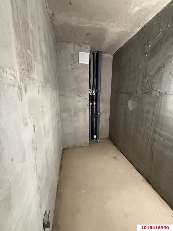 Фото №8: 2-комнатная квартира 65 м² - Краснодар, Прикубанский внутригородской округ, Завод Радиоизмерительных Приборов, жилой комплекс Времена Года 3, мкр. имени Петра Метальникова, ул. Цезаря Куникова, 24к3