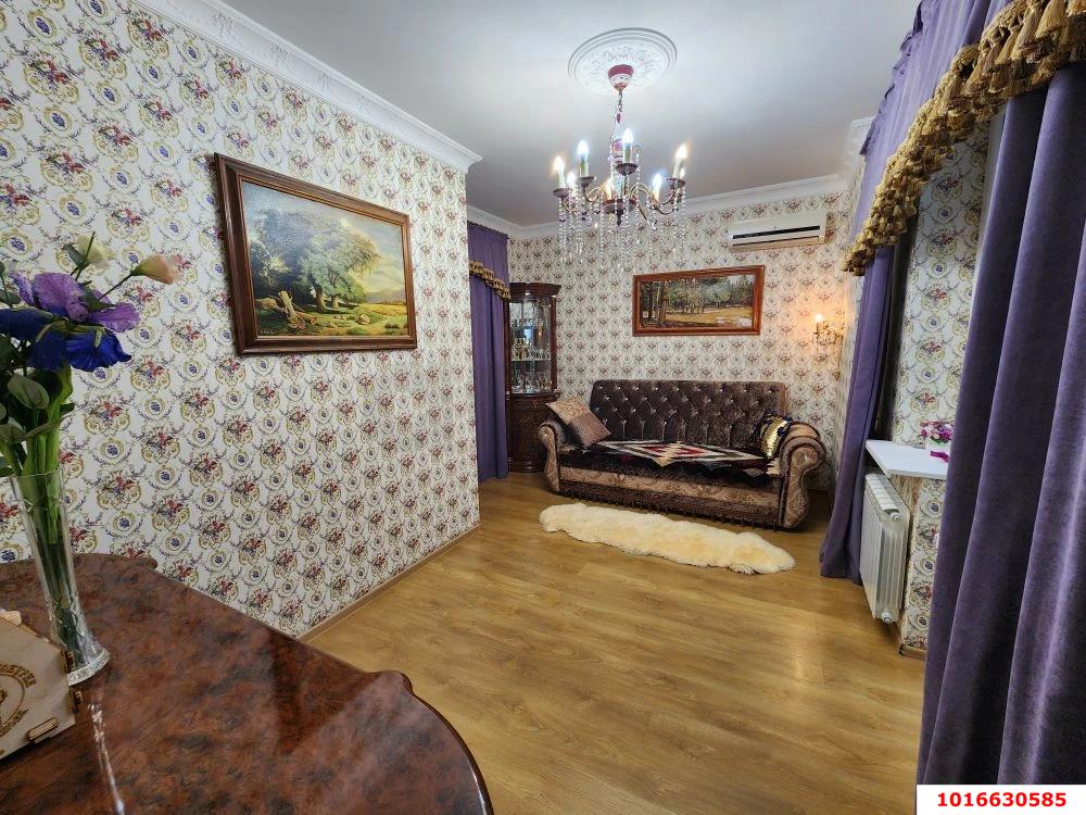 Фото №1: 4-комнатная квартира 83 м² - Краснодар, Центральный внутригородской округ, мкр. Центральный, ул. Митрофана Седина, 2