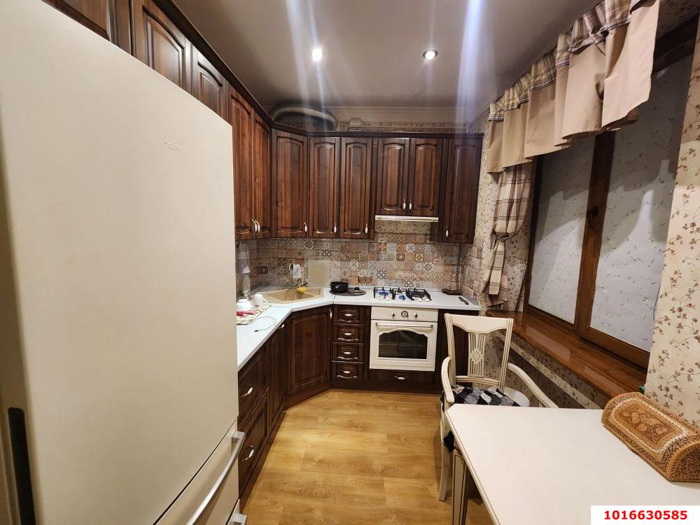 Фото №11: 4-комнатная квартира 83 м² - Краснодар, Центральный внутригородской округ, мкр. Центральный, ул. Митрофана Седина, 2