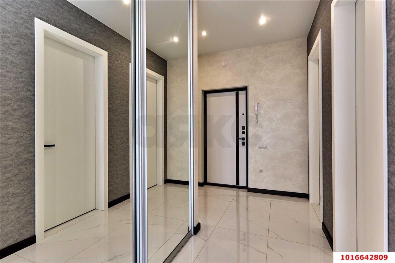 Фото №14: 2-комнатная квартира 60 м² - Краснодар, ул. Вишняковой, 1/23к2