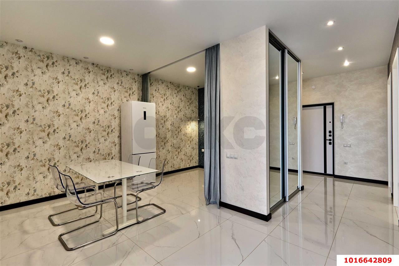 Фото №8: 2-комнатная квартира 60 м² - Краснодар, ул. Вишняковой, 1/23к2