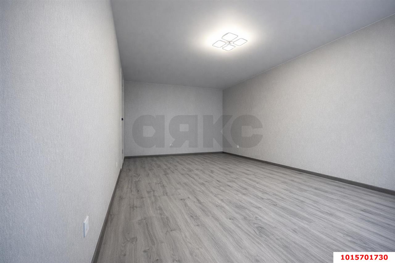 Фото №2: 1-комнатная квартира 41 м² - Краснодар, Прикубанский внутригородской округ, мкр. Восточно-Кругликовский, ул. Героев-Разведчиков, 36