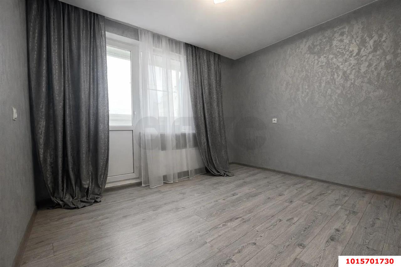 Фото №3: 1-комнатная квартира 41 м² - Краснодар, Прикубанский внутригородской округ, мкр. Восточно-Кругликовский, ул. Героев-Разведчиков, 36